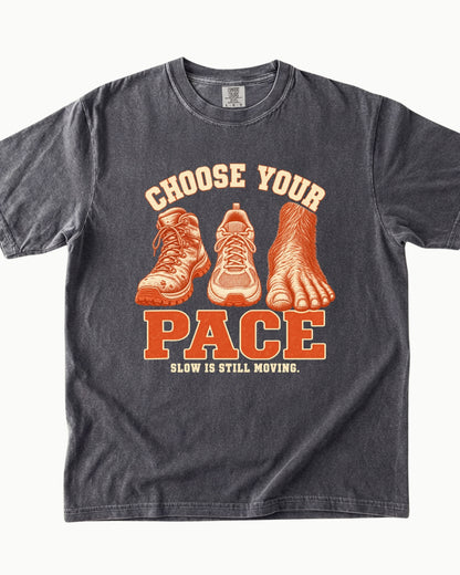 Choose Your Pace outdoor graphic T-shirt in pepper